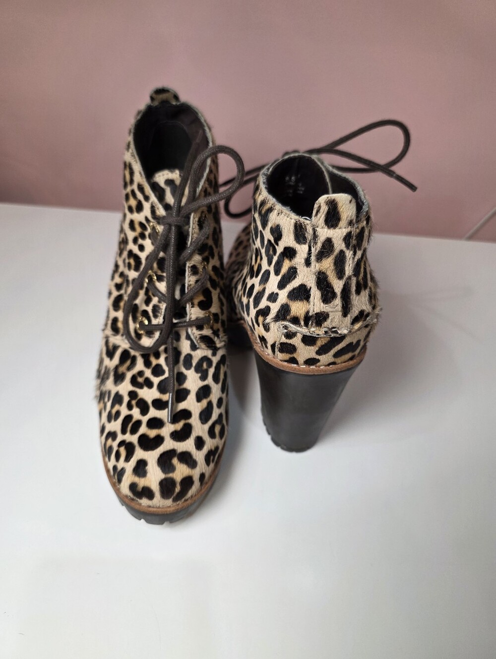 Sperry Top-Sider Leopard Hair-On Leather Lace Up Booties Size 8.5